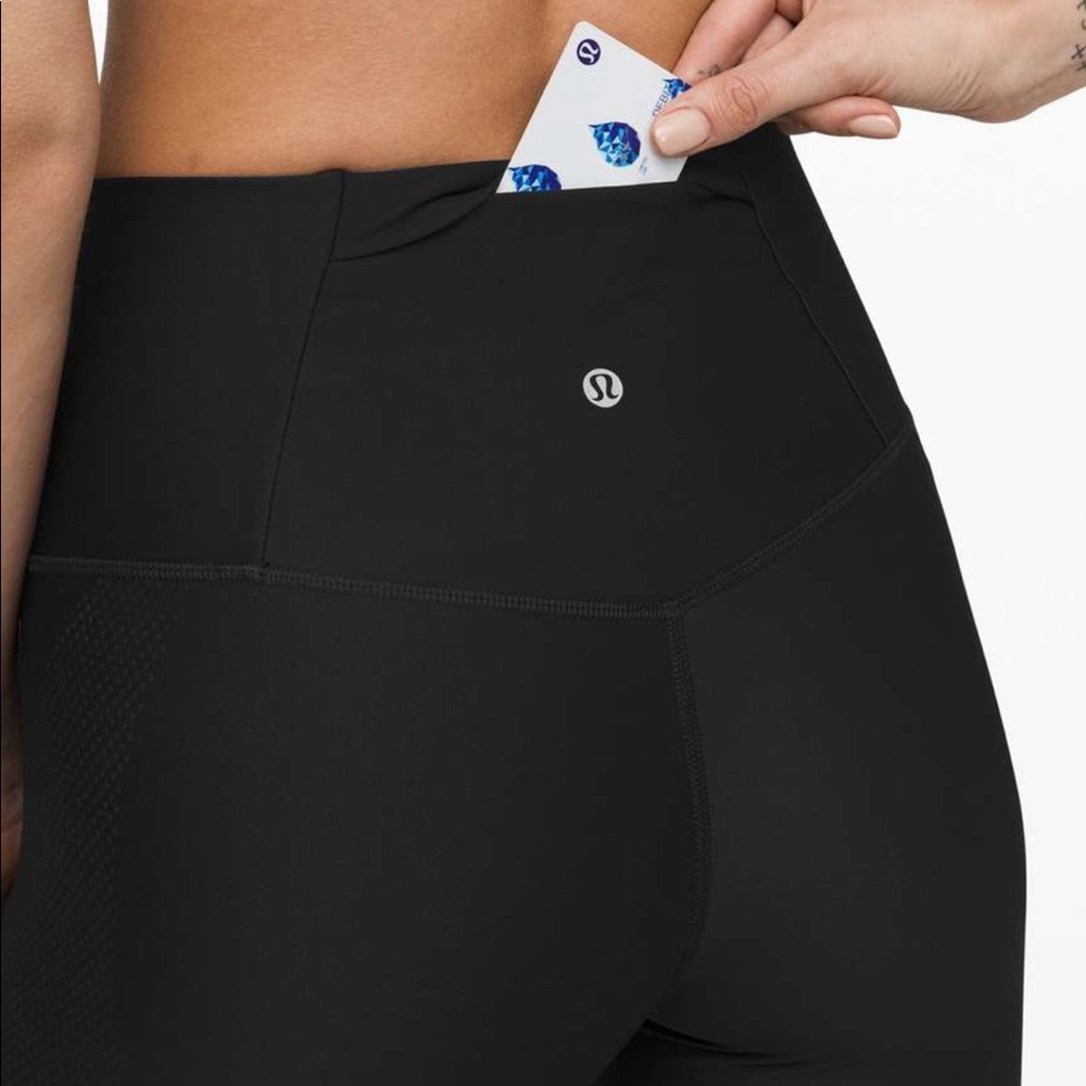 BRAND NEW Lululemon Mapped Out HR Tight 28”
